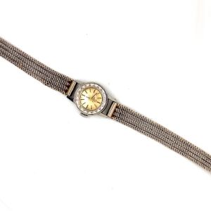 AN OMEGA VINTAGE LADIES WRISTWATCH