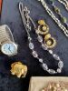 A COLLECTION OF ASSORTED VINTAGE JEWELLERY - 2