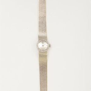 A LADIES VINTAGE OMEGA WRISTWATCH