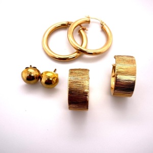 THREE PAIRS OF GOLD EARRINGS