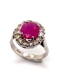 A RUBY AND DIAMOND CLUSTER RING - 5
