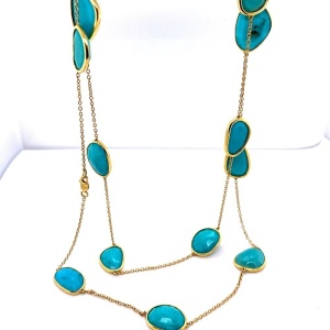 A TURQUOISE SET NECKLACE