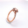 A MORGANITE AND DIAMOND CLUSTER RING - 4