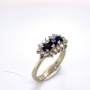 A SAPPHIRE AND DIAMOND CLUSTER RING - 2