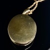 A VICTORIAN LOCKET AND CHAIN - 5