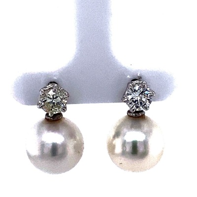 A PAIR OF SOUTH SEA PEARL AND CONVERTIBLE DIAMOND STUDS