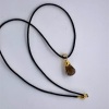 A SMOKEY QUARTZ PENDANT NECKLACE - 2