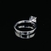 A SOLITAIRE DIAMOND RING - 4