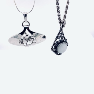 TWO PENDANT NECKLACEs