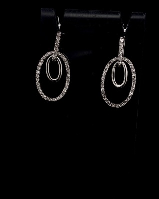 A PAIR OF DIAMOND EARRINGS