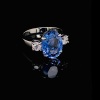 A SAPPHIRE AND DIAMOND RING - 3