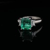 AN IMPRESSIVE COLOMBIAN EMERALD AND DIAMOND RING - 2