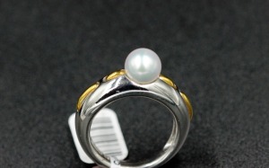 A PEARL RING BY MIKIMOTO