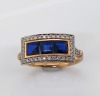 A SAPPHIRE AND DIAMOND RING - 3