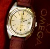 A LADIES GOLD OMEGA CONSTELLATION WRISTWATCH - 4