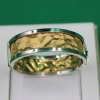 A HINGED GOLD BANGLE - 4