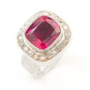 A VERNUIE RUBY AND DIAMOND RING